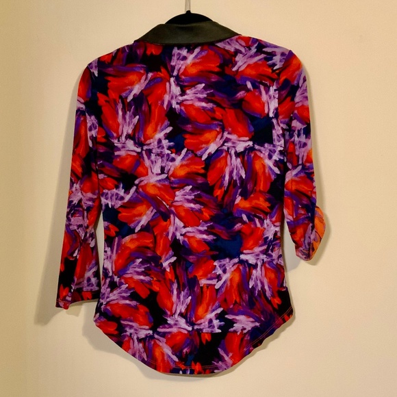 Women’s 3/4 Length Sleeve Shirt - Picture 3 of 5